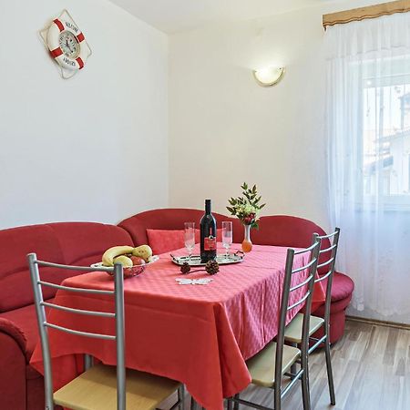 2 Bedroom Lovely Apartment In Labin Labin  Exteriér fotografie